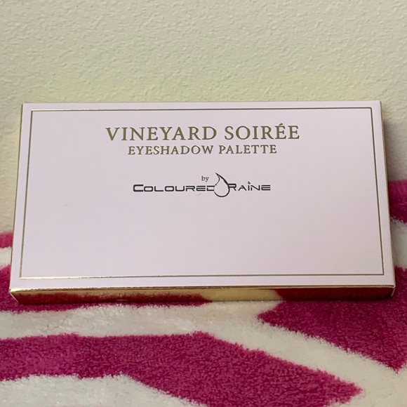 Colored Raine Vineyard Soirée Eye Palette - Picture 2 of 3